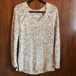 Abercrombie & Fitch Gray/White Sweater Size Medium